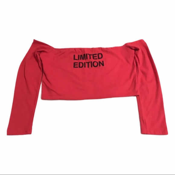 Fashion Nova Tops - FASHION NOVA- Red Crop Top Long Sleeve
